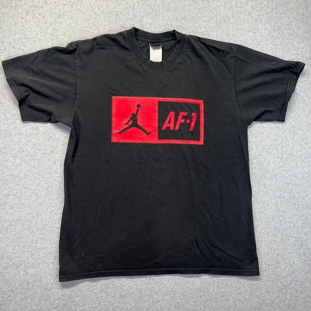 Jordan Brand T-Shirt Men’s Medium Black Graphic Short Sleeve